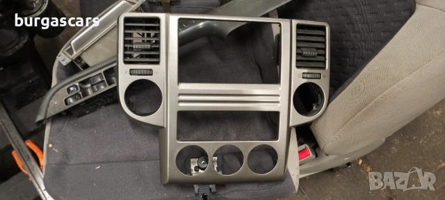 Централна конзола Nissan X-Trail 2.2DCI-136к.с. T30