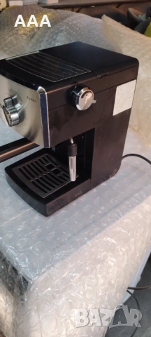 Кафемашина Saeco за еспресо, снимка 3 - Кафемашини - 53717166