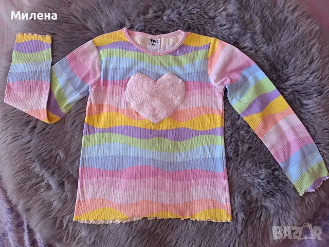 Дрехи за момиче, размер 122 и 128, снимка 2 - Детски Блузи и туники - 42402829