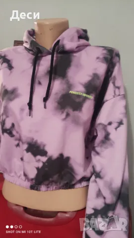 суичър с качулка , снимка 2 - Суичъри - 47412643