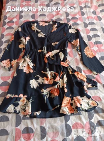 Рокля черна на цветя, снимка 1