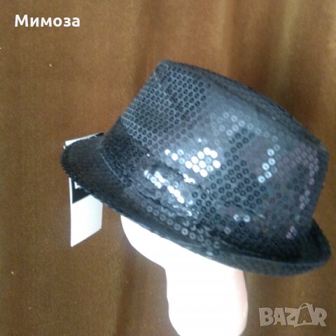 Нова Черна шапка с пайети за парти , снимка 4 - Шапки - 34473457