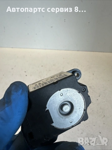 Citroen DS4 мотор за клапа на отопление T1006419G, оригинален, 1.6 HDi, 2011 г., снимка 3 - Части - 53132780