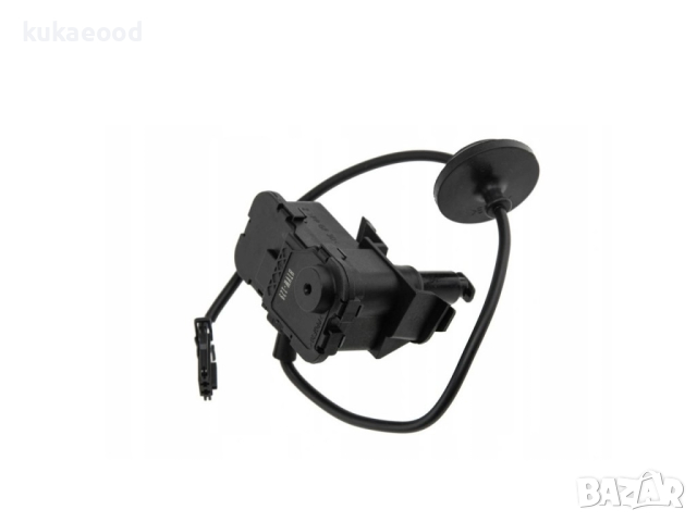 Моторче за заключване на резервоар за VW Polo 6R 6C Hatchback, снимка 2 - Части - 44707667