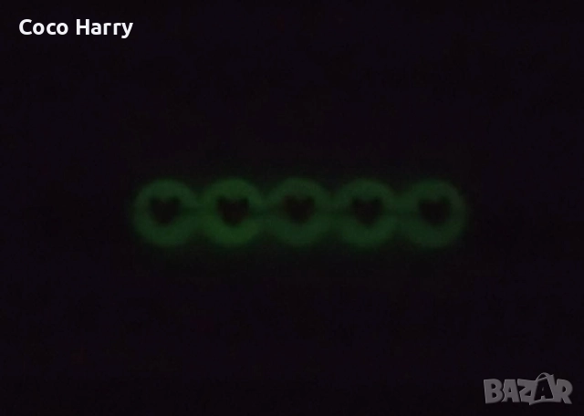 Гривна със светещи сърца и Хематит,червен конец,ръчна изработка, снимка 4 - Гривни - 52909079