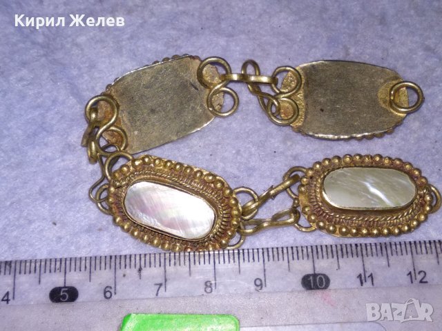 СТАРА ОСМАНСКА ПОСРЕБРЕНА БРОНЗОВА ЕТНО ГРИВНА с ШЛИФОВАН КРАЛСКИ СЕДЕФ ЛИПСВА ЗАКОПЧАЛКАТА! 38454, снимка 8 - Антикварни и старинни предмети - 41396037