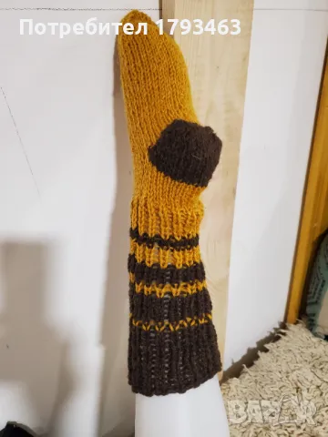 Ръчно   плетени  дамски  чорапи  от  вълна,  размер  40