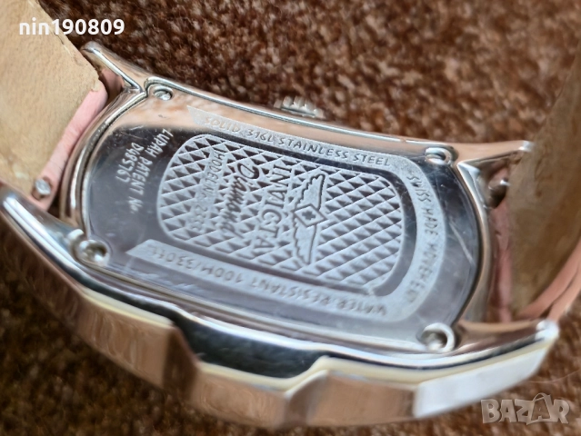 Дамски часовник Invicta Lupah с диаманти, снимка 2 - Дамски - 51805821