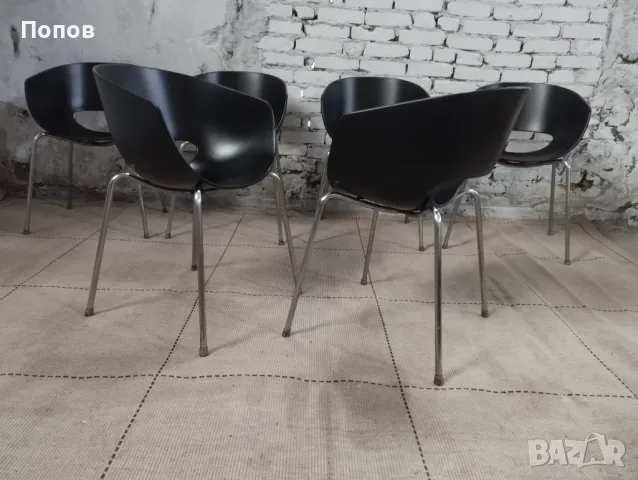 Дизайнерски италиански столове Orbit , снимка 2 - Столове - 49156439
