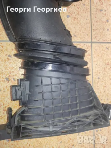 Лястовица с дебитомери за Mercedes CLS350 w218 2015г., снимка 2 - Части - 49644438