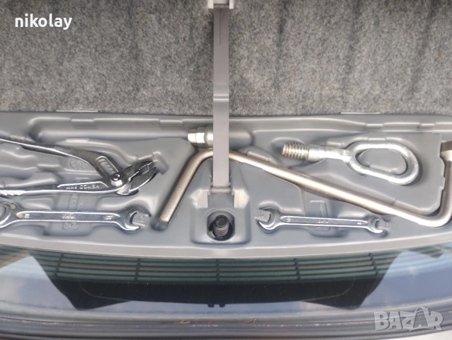 BMW 318 I E46 Facelift БМВ, снимка 10 - Автомобили и джипове - 51284309