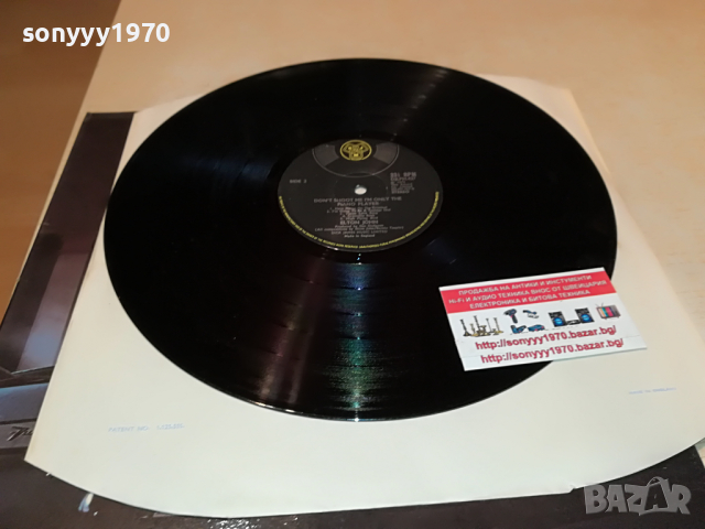 ПОРЪЧАНА-ELTON JOHN MADE IN ENGLAND ПЛОЧА И АЛБУМ СНИМКИ 1703221717, снимка 5 - Грамофонни плочи - 36140117