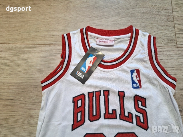 Детски баскетболен екип на Майкъл Джордан #23#Чикаго Булс#Mitchell & Ness!!!, снимка 5 - Баскетбол - 52534384