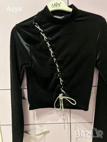 Блуза черно кадифе , снимка 3 - Блузи с дълъг ръкав и пуловери - 49224704
