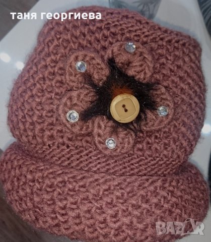 Дамска шапка ангора, снимка 4 - Шапки - 34632212