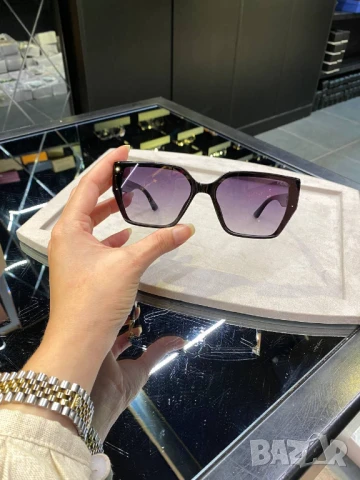 очила с черен обикновен калъф и ув защита fendi louis vuitton versace , снимка 15 - Слънчеви и диоптрични очила - 51410659