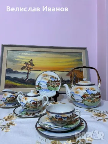 Японски сервиз от фин порцелан. Перфектно състояние.Маркирани.