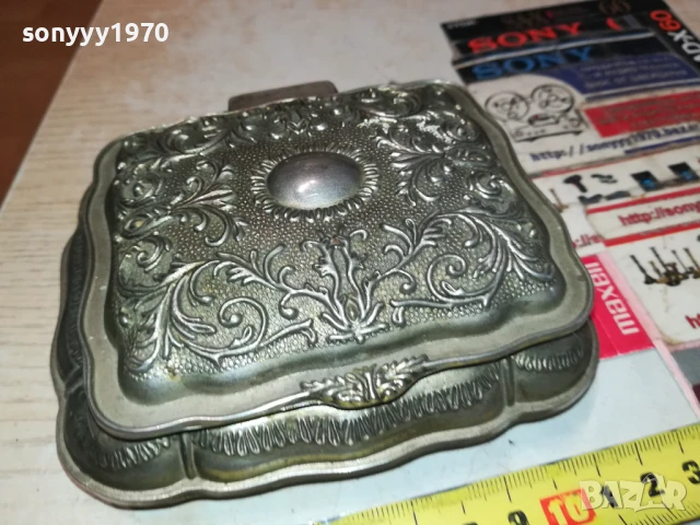 МЕТАЛНА КУТИЯ ЗА КОЛЕКЦИЯ 3107250835LCHERY