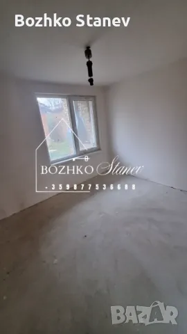 Продавам къща в гр. Долни Чифлик , снимка 15 - Къщи - 48241493