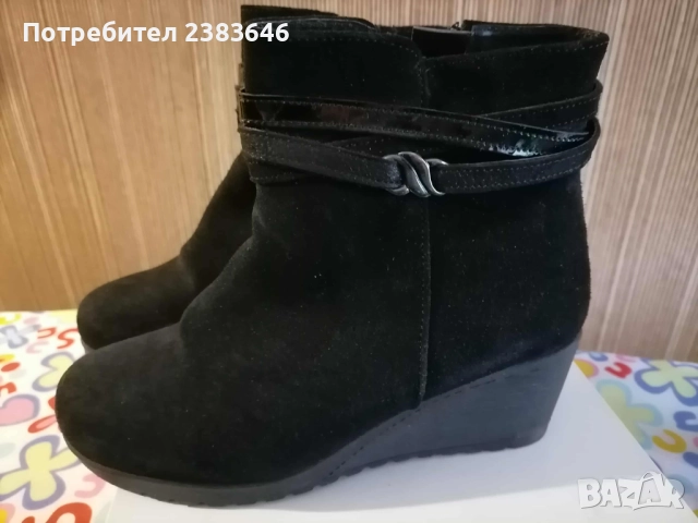 Дамски черни велурени боти на платформа, снимка 2 - Дамски боти - 52422879