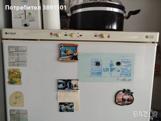 фризер с хладк марка Индезит 