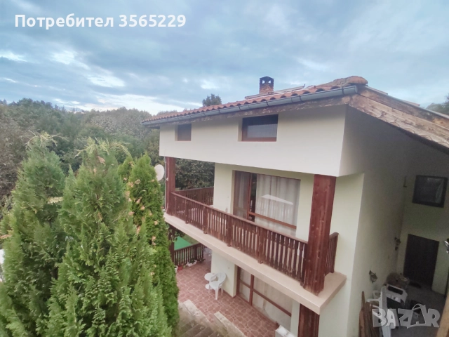 Продавам новопостроена къща на 2 етажа и мансарден етаж. Строителство 2009г.,на 3км от Трявна, снимка 2 - Къщи - 51455290