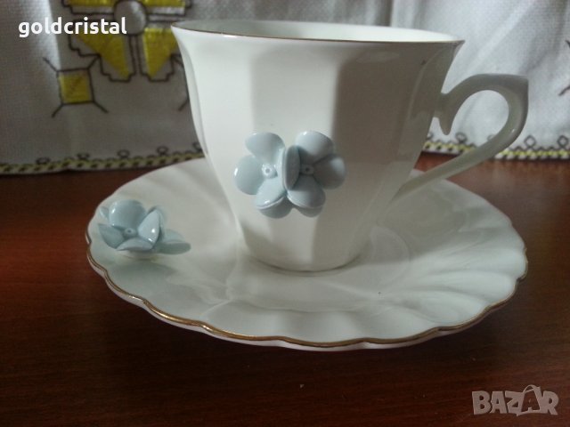 Стар български костен порцелан Бононя сет за чай , снимка 2 - Антикварни и старинни предмети - 42678842