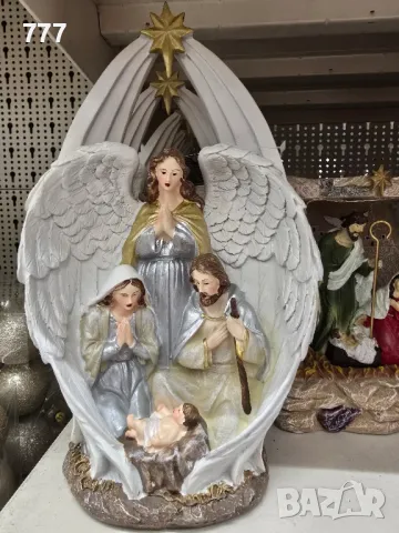 коледни фигурки статуетки 