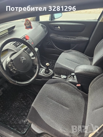 Продавам Citroen c4 1.6HDI, снимка 10 - Автомобили и джипове - 52616930