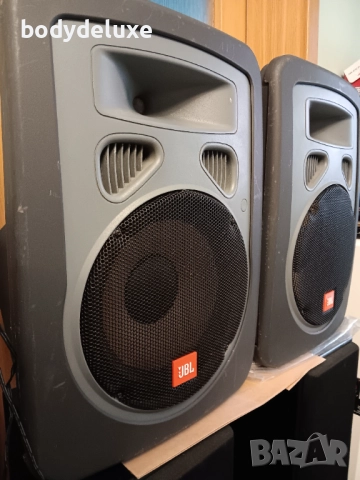 JBL EON 10 двулентови пасивни тонколони, снимка 2 - Тонколони - 52143907