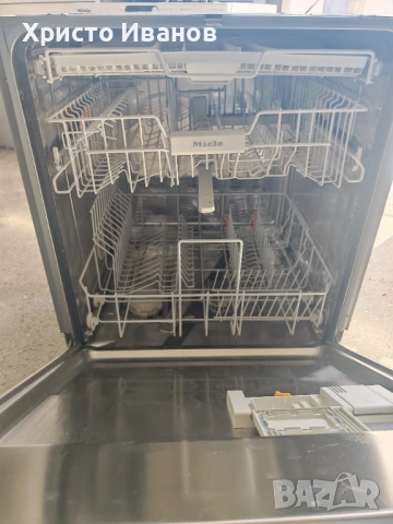Съдомиялна Miele 60см, снимка 3 - Съдомиялни - 44446110
