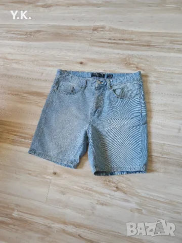 Оригинални мъжки къси гащи Bershka Denim, снимка 2 - Къси панталони - 50065396