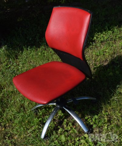 Ергономичен въртящ се офис стол естествена кожа с механизми, снимка 5 - Столове - 41283466