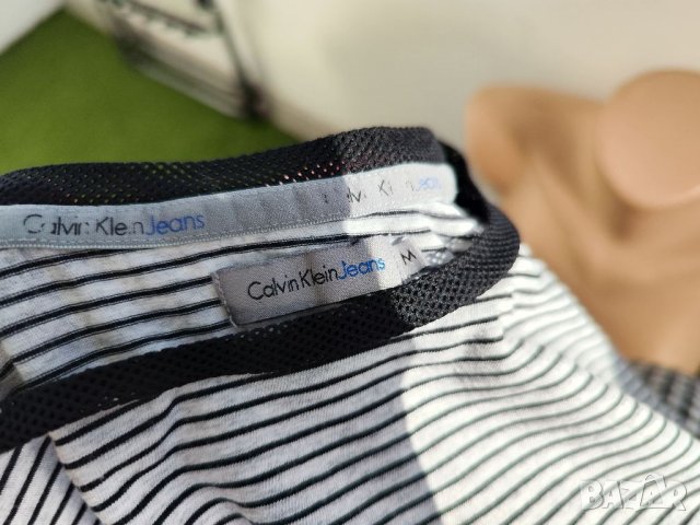 Calvin Klein дамска кроп тениска/ кроп топ, М размер, снимка 5 - Корсети, бюстиета, топове - 41066495