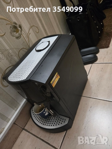 кафе автомат робот-krups, снимка 2 - Кафемашини - 52670364