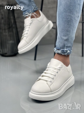 Бели Мъжки Маратонки 39-45 Номер с Кутия Нови 