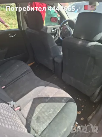 Рено Меган 2 1.9 dci 110 ks 2007 g, снимка 9 - Части - 49960426