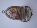 Ретро фонтан със светена вода Мадона и дете , снимка 1 - Антикварни и старинни предмети - 36465072