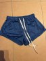 Къси гащи, снимка 1 - Къси панталони и бермуди - 44420975
