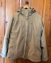 Бежово скиорско яке 2 в 1 , снимка 1