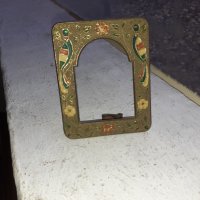 Стара малка бронзова рамка за снимка с емайл, снимка 2 - Антикварни и старинни предмети - 38988081