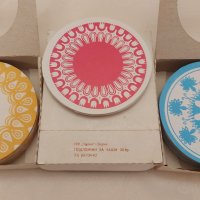 Ретро картонени подложки за чаши от 1982 г., снимка 4 - Аксесоари за кухня - 39461383