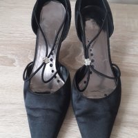 Liz Claiborne американски черни сатенени обувки, 38, снимка 3 - Дамски елегантни обувки - 42357415
