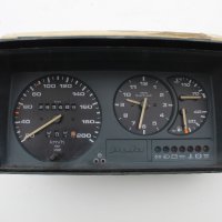 Километраж, часовник Фолксваген поло мк2 1.3д фейслифт 91г Volkswagen polo mk2 1.3d facelift 1991, снимка 1 - Части - 44396376