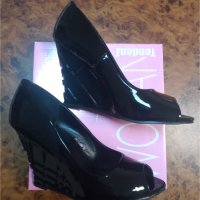 Нови черни обувки лак 38 номер, снимка 6 - Дамски обувки на ток - 40437633