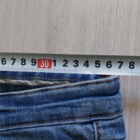 Дамски дънкови къси панталони, размер М / 36, снимка 6 - Къси панталони и бермуди - 42025653