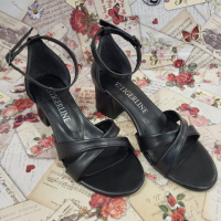 Дамски сандалети обувки на нисък квадратен ток в черен цвят модел: 728016 black , снимка 2 - Дамски обувки на ток - 44684960