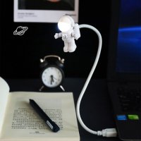 Бяла преносима настолна USB лампа за четене с форма на астронавт DC 5VLED светлина за компютър PC, снимка 5 - Други - 40900378