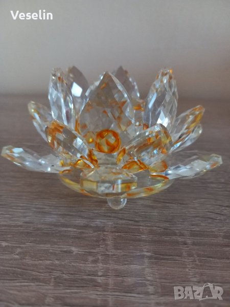 Стъклен лотос , снимка 1