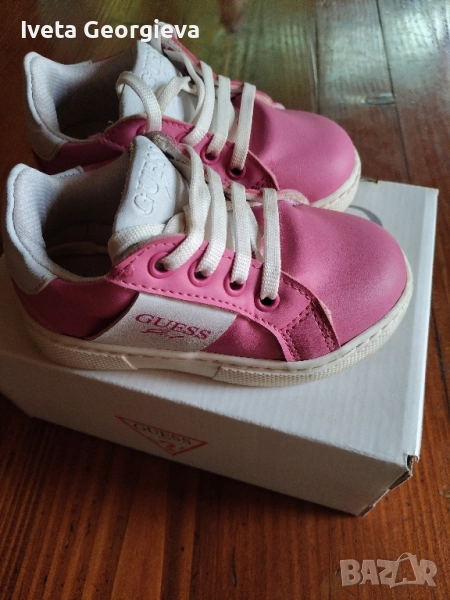 детски розави кецове GUESS, снимка 1